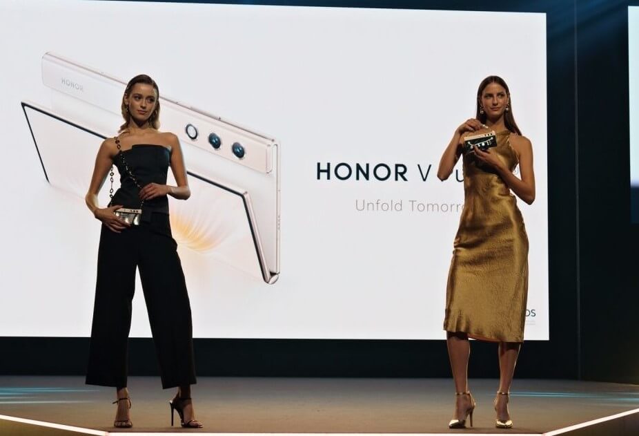 Stunning News: Honor V Purse is the Coolest Tech Gadget at IFA 2023